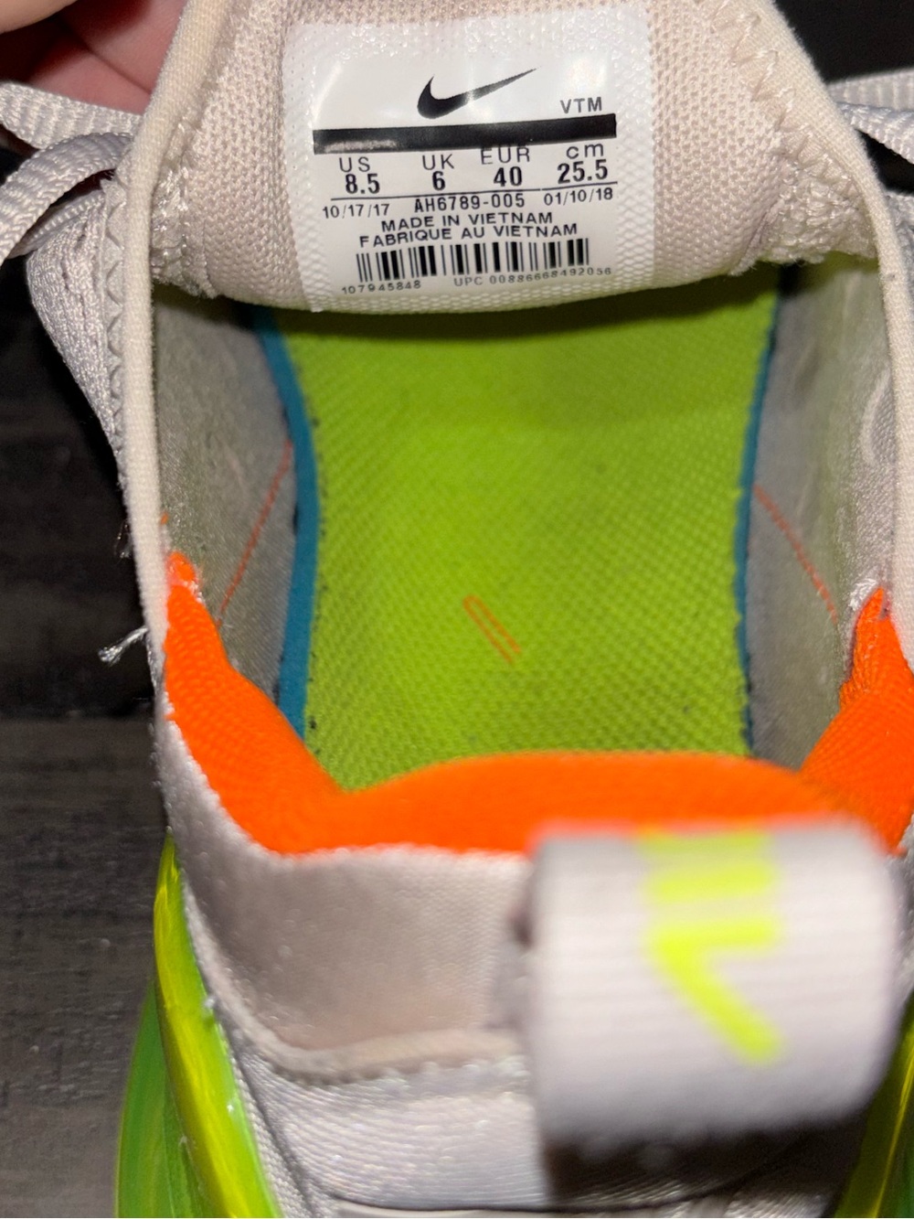 Nike Women's Air Max 270 'Neon' sneakers SZ 8.5 - Picture 9 of 14